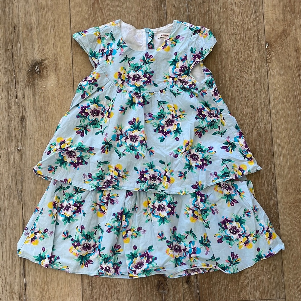 Kenzo girl size 6 floral dress in excellent conditions